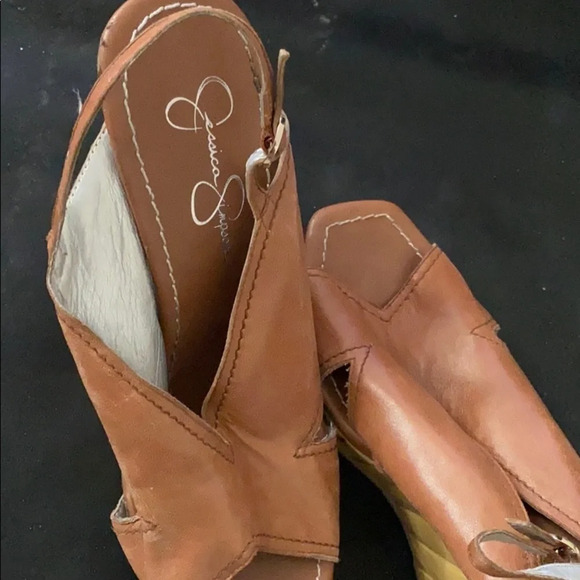 Jessica Simpson tan summer wedge sandal 9 - Picture 10 of 11